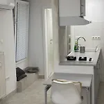 Industrial 6 Apartman *