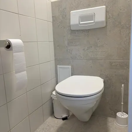 Industrial 아파트 *